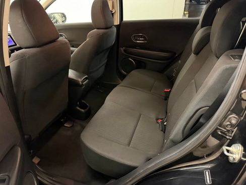 Used 2016 Honda HR-V EX image 29