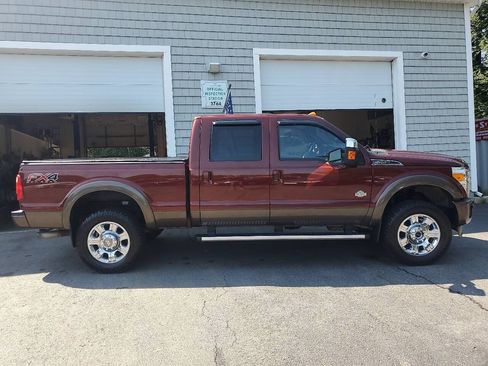 Used 2015 Ford F250 King Ranch w/ King Ranch w/Chrome Package AWD/4WD image 8
