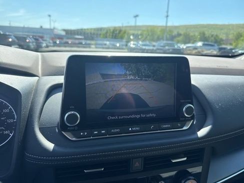 Certified 2023 Nissan Rogue SV AWD/4WD image 15