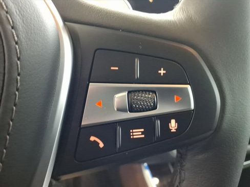 New 2026 BMW X5 xDrive50e image 17