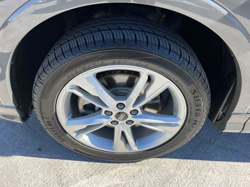 Used 2022 Audi Q3 2.0T Premium w/ Convenience Package image 11