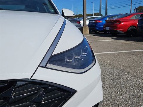 Used 2023 Hyundai Sonata SEL w/ Preferred Accessory Package image 9