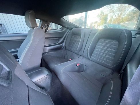 Used 2015 Ford Mustang GT image 15