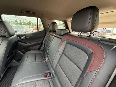 Used 2025 Chevrolet Equinox RS w/ Safety and Technology Package FWD image 26