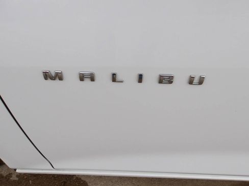 Used 2016 Chevrolet Malibu LS image 38