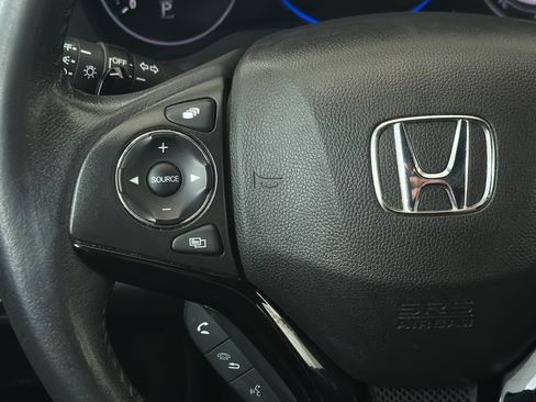 Used 2022 Honda HR-V Sport image 11