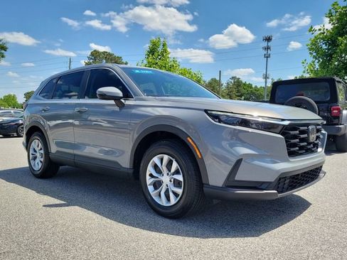 Certified 2025 Honda CR-V LX image 3