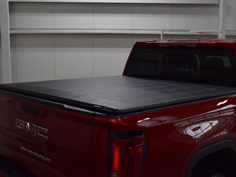 Used 2025 GMC Sierra 1500 AT4 w/ AT4 Premium Package AWD/4WD image 24