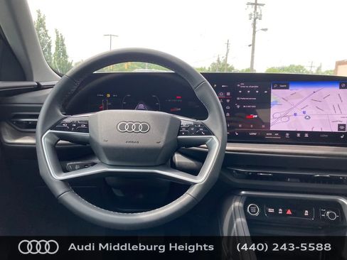 New 2025 Audi Q5 Premium Plus image 32