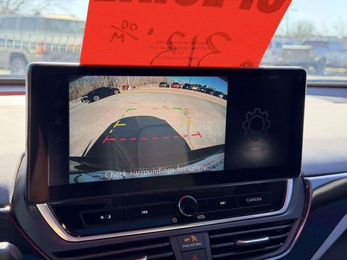 Used 2024 Nissan Altima 2.5 SR w/ SR Premium Package image 22