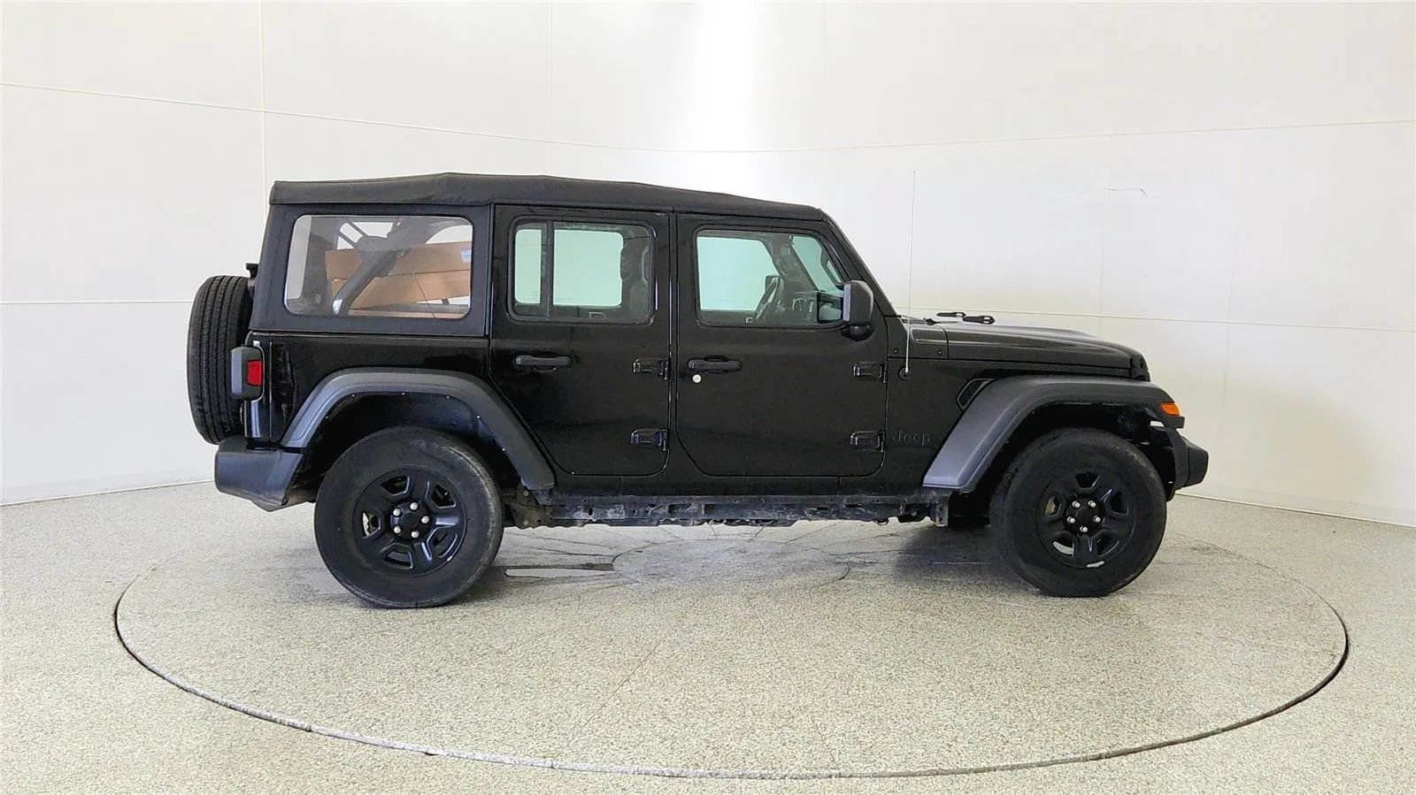 Used 2022 Jeep Wrangler Unlimited Sport AWD/4WD image 9