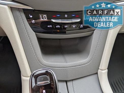 Used 2022 Cadillac XT5 Premium Luxury w/ Technology Package FWD image 11