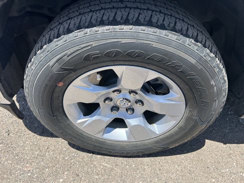 Used 2023 RAM 1500 Big Horn RWD image 7