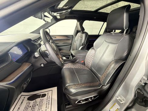 Used 2024 Jeep Grand Cherokee L Summit w/ Advanced Protech Group IV image 13