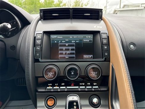 Used 2017 Jaguar F-TYPE S image 32