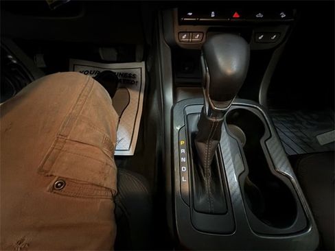 Certified 2022 GMC Canyon AT4 w/ Trailering Package image 20