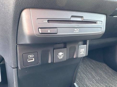 Used 2023 Honda Odyssey Touring image 30