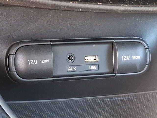 Used 2016 Kia Soul + w/ Audio Package FWD image 26