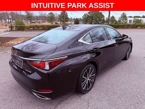 Certified 2024 Lexus ES 350 w/ Premium Package image 8