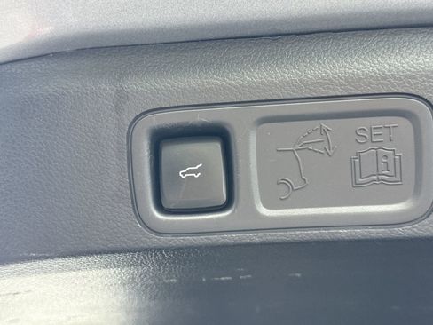 Certified 2024 Ford Expedition Max Limited RWD image 12