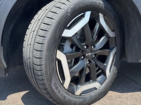 Used 2024 Kia Telluride EX AWD/4WD image 10
