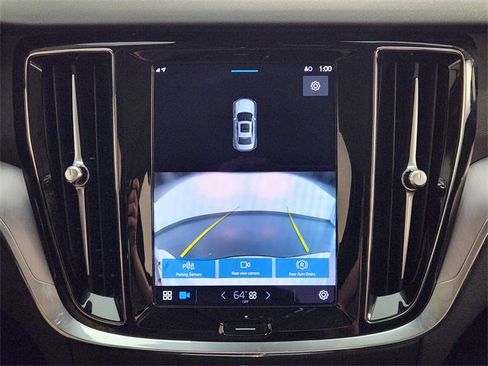 Used 2024 Volvo S60 B5 Core image 18