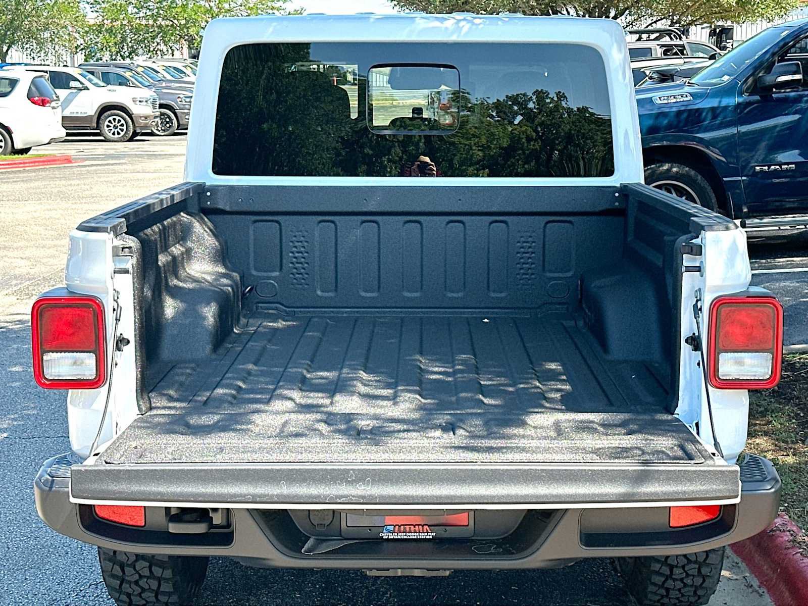 New 2026 Jeep Gladiator Sport AWD/4WD image 28