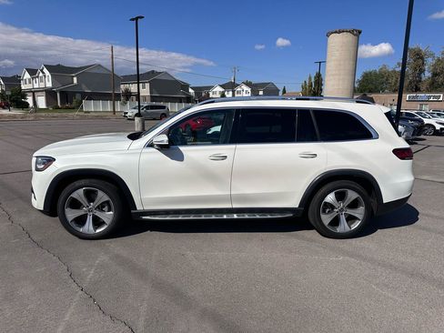 Used 2022 Mercedes-Benz GLS 450 4MATIC image 4