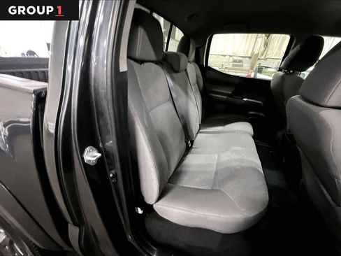Used 2022 Toyota Tacoma SR5 AWD/4WD image 20