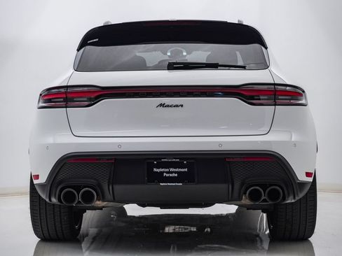 Certified 2026 Porsche Macan AWD/4WD image 10