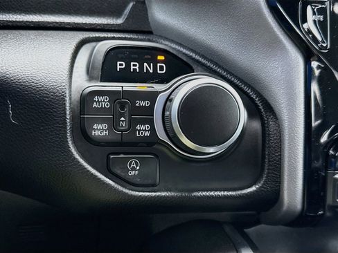 Used 2025 RAM 1500 Big Horn AWD/4WD image 17