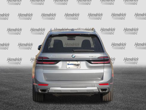 Certified 2025 BMW X7 xDrive40i image 7