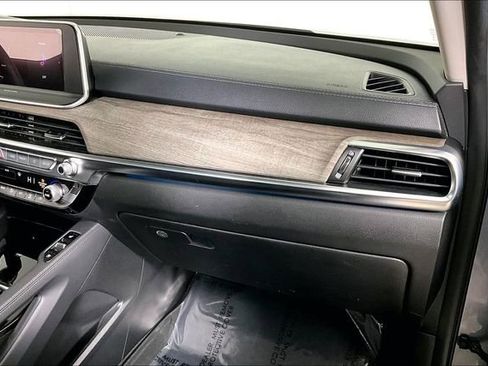 Used 2022 Kia Telluride SX image 16