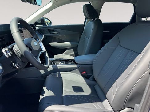 New 2026 Audi Q3 quattro 2.0T AWD/4WD image 9