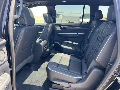 New 2026 Buick Enclave Avenir w/ Super Cruise Package FWD image 27