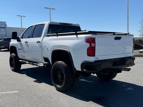 Used 2023 Chevrolet Silverado 2500 Custom w/ Custom Convenience Package image 11