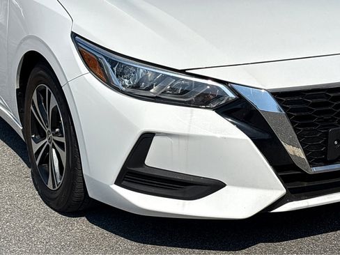 Used 2023 Nissan Sentra SV image 19