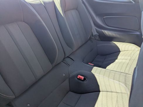 Used 2019 Ford Mustang Coupe image 13