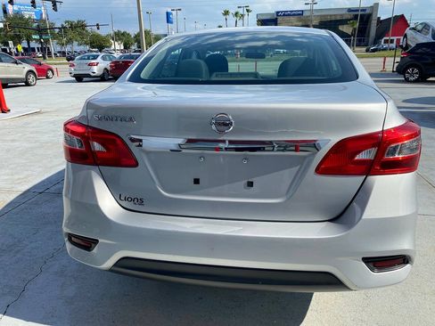 Used 2019 Nissan Sentra S FWD image 6