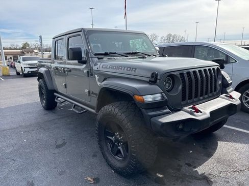 Used 2020 Jeep Gladiator Sport w/ Quick Order Package 24S image 4