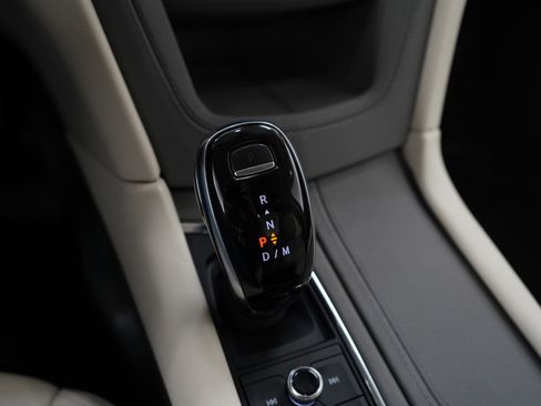 Used 2021 Cadillac XT5 Premium Luxury image 23