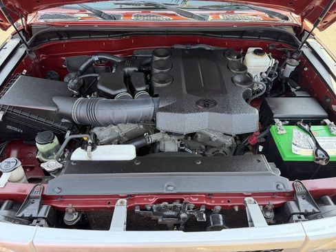 Used 2011 Toyota FJ Cruiser 4WD w/ Convenience Pkg image 18