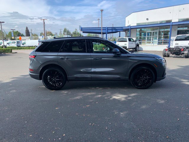 Certified 2025 Lincoln Corsair Reserve w/ Jet Appearance Package AWD/4WD image 10