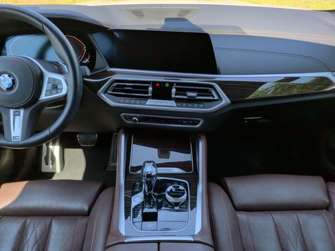 Certified 2023 BMW X6 xDrive40i w/ Executive Package AWD/4WD image 34