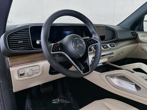 New 2026 Mercedes-Benz GLE 450 4MATIC image 9
