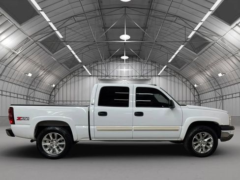 Used 2004 Chevrolet Silverado 1500 4x4 Crew Cab image 7