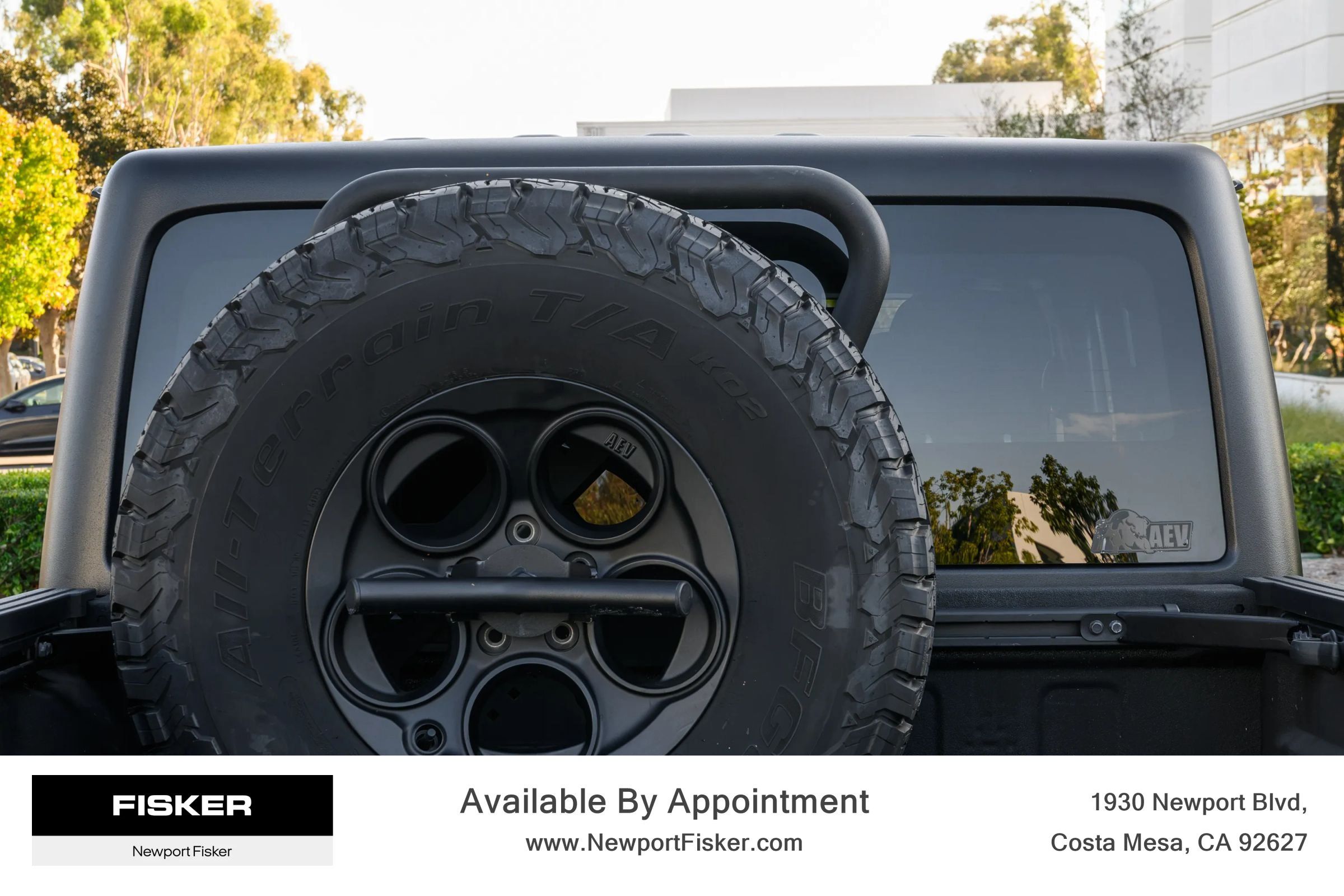 Used 2024 Jeep Gladiator Rubicon w/ Safety Group AWD/4WD image 3