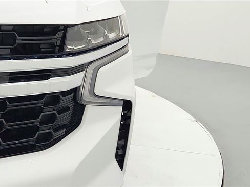 Used 2024 Chevrolet Tahoe LS AWD/4WD image 38