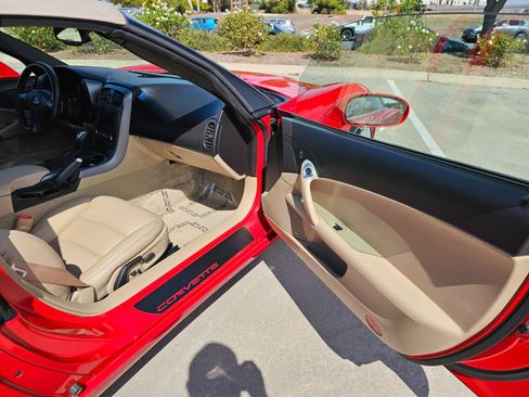 Used 2007 Chevrolet Corvette Convertible w/ Preferred Equipment Group image 29