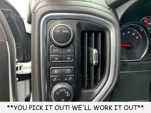 Used 2022 Chevrolet Silverado 1500 LT Trail Boss w/ Convenience Package II AWD/4WD image 14